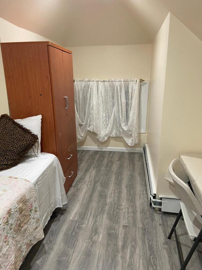 A Comfortable Room New York Exterior foto