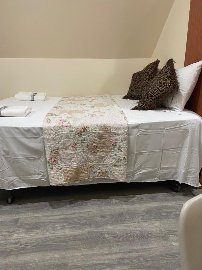 A Comfortable Room New York Exterior foto